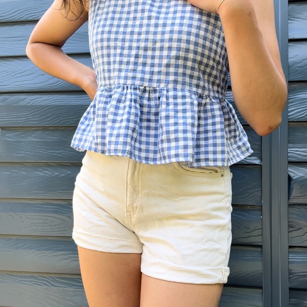 H&M white denim 5” shorts